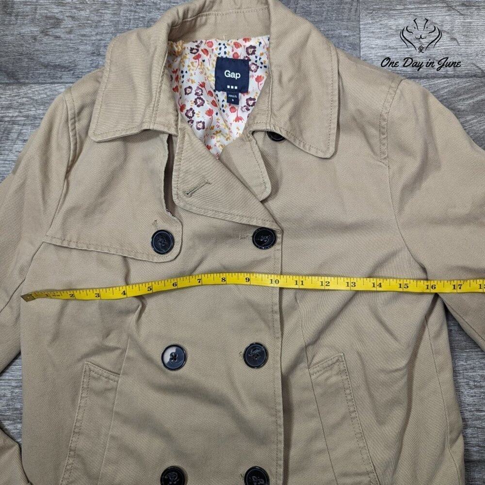 Gap 3 Button Basic Cotton Jacket Size S - image 3
